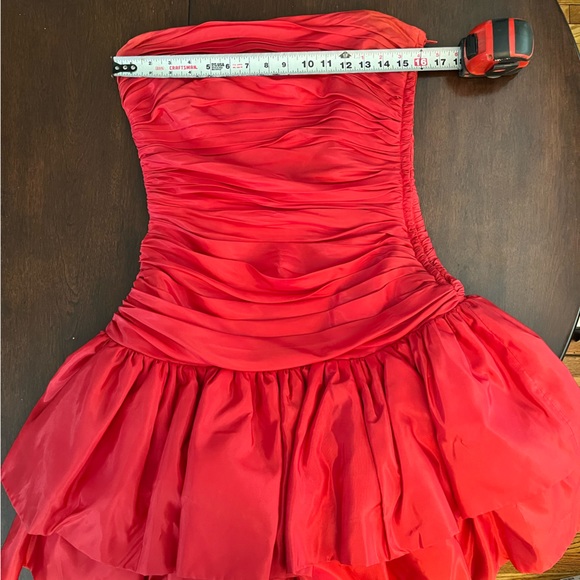 Vintage 80’s Tadashi Party/Formal Red Ruched and Layered Tiered Dress | Size 10 - Picture 9 of 11